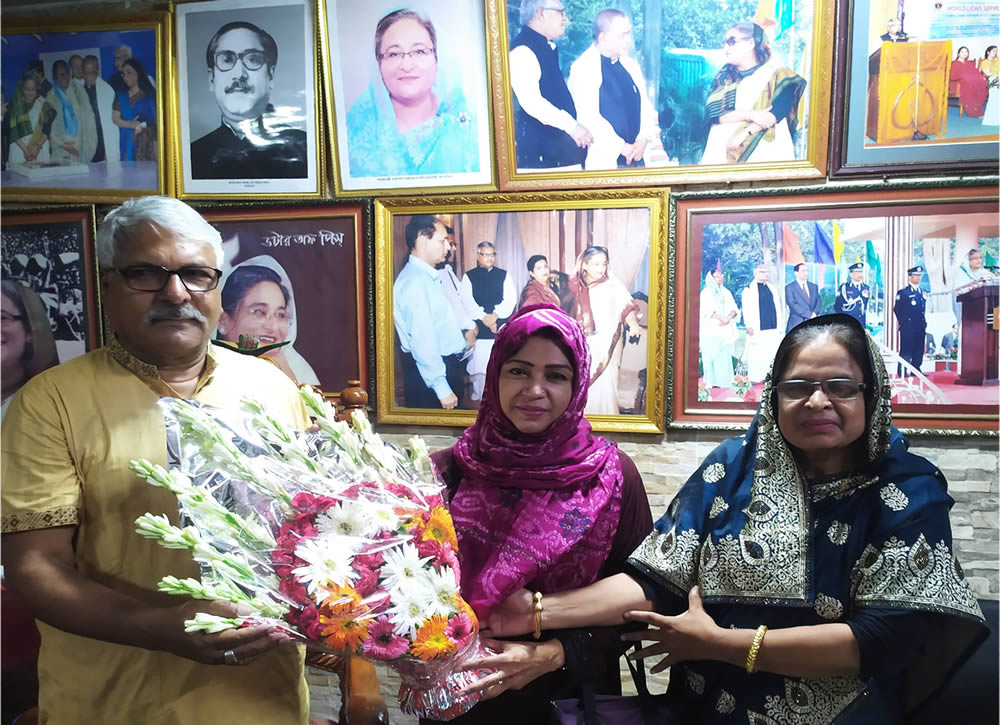 নব-নির্বাচিত ডেপুটি স্পিকার এর সাথে শুভেচ্ছা বিনিময় করেন বিশিষ্ট নারীবাদী-মহিমা বিশ্বাস